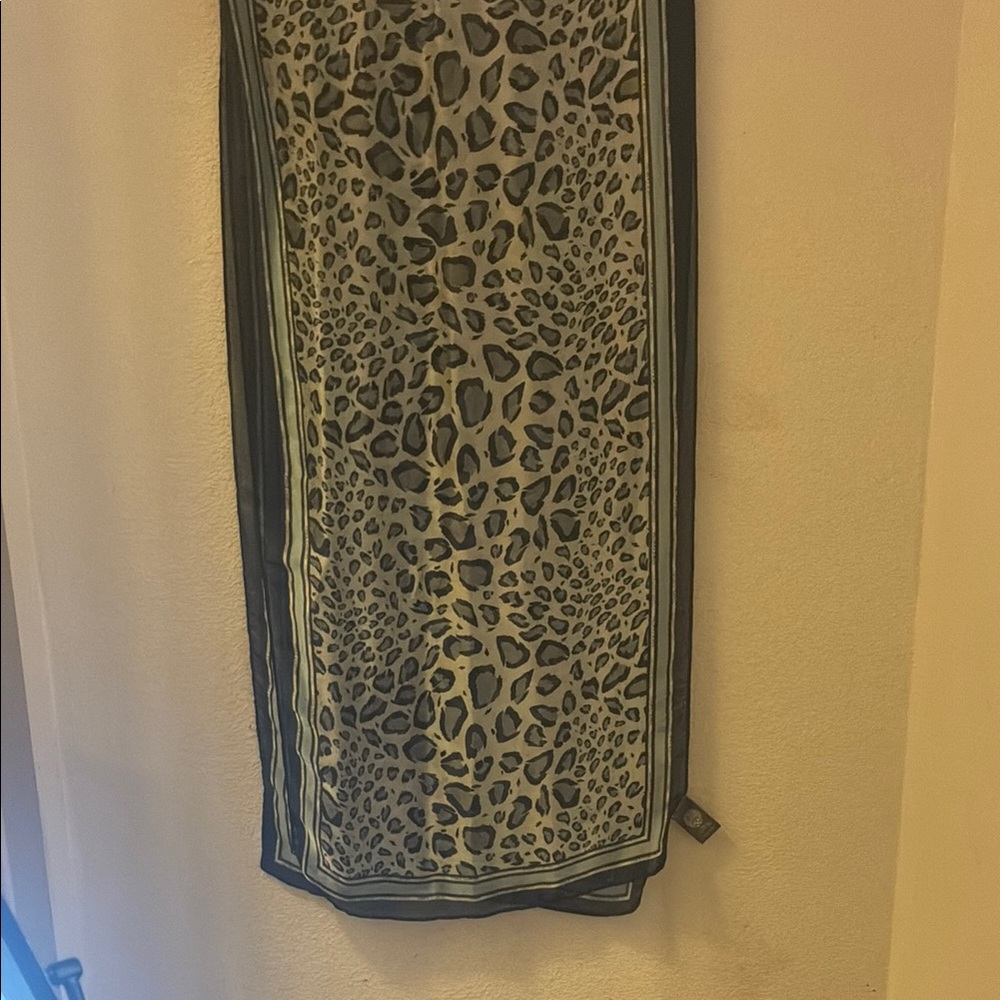 Vince Camuto Scarf